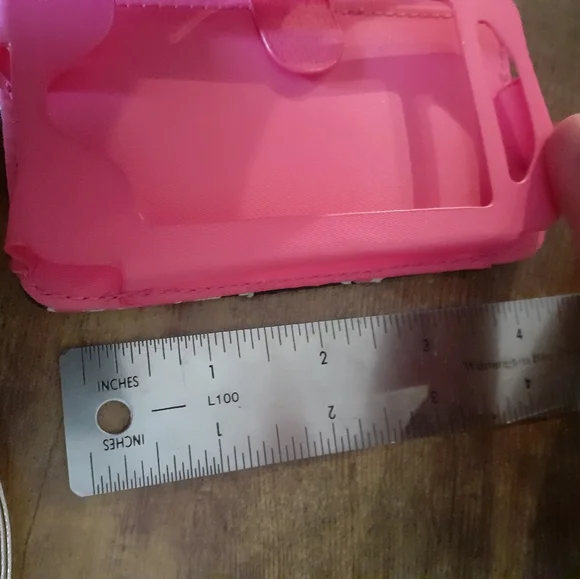 Lilly Pulitzer Ring Me Up Wristlet Hotty Pink Mini Case for iPhone 3, 4, 4S - Picture 6 of 8